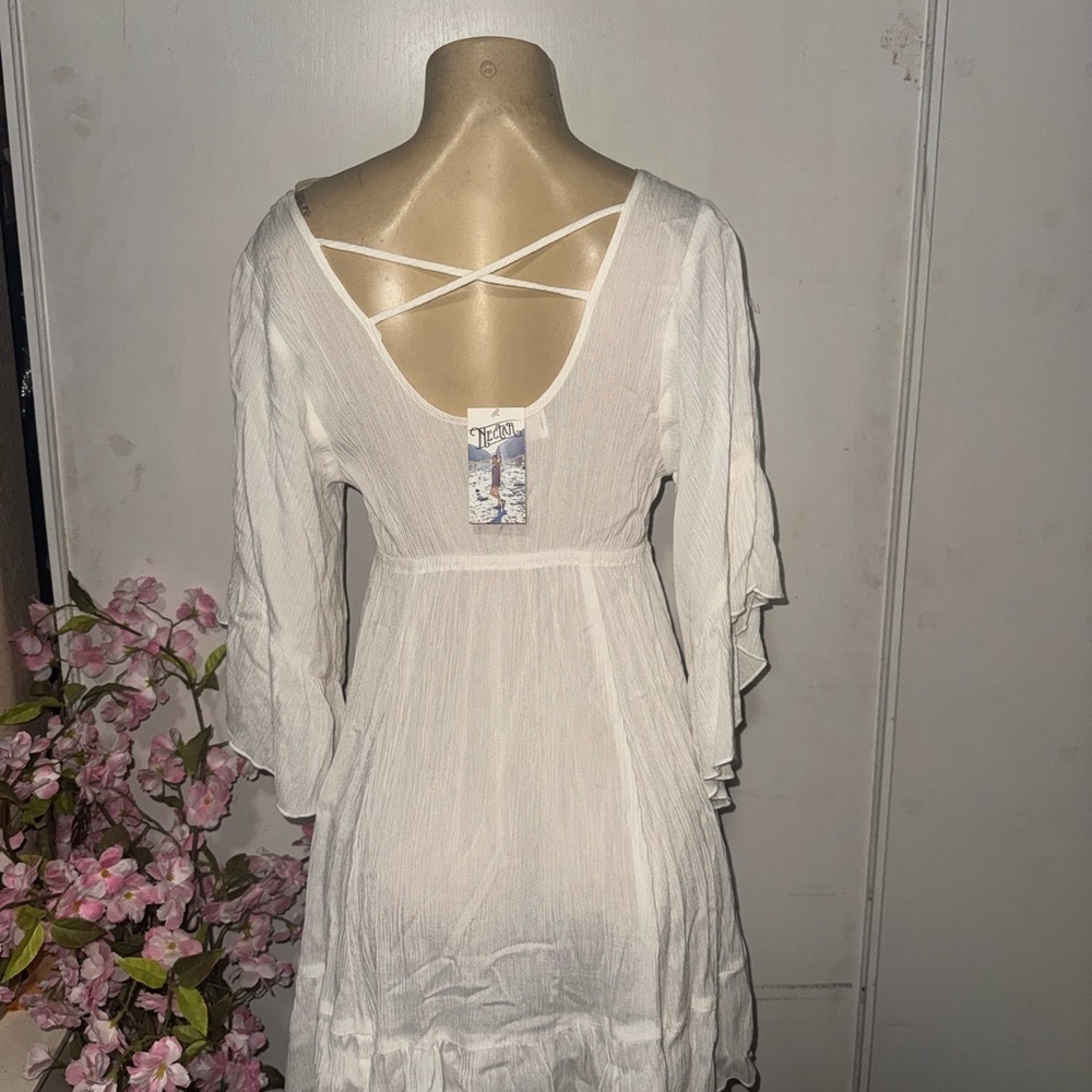 Elegant White Midi Dress with Waist Tie - Picture 3 of 9
